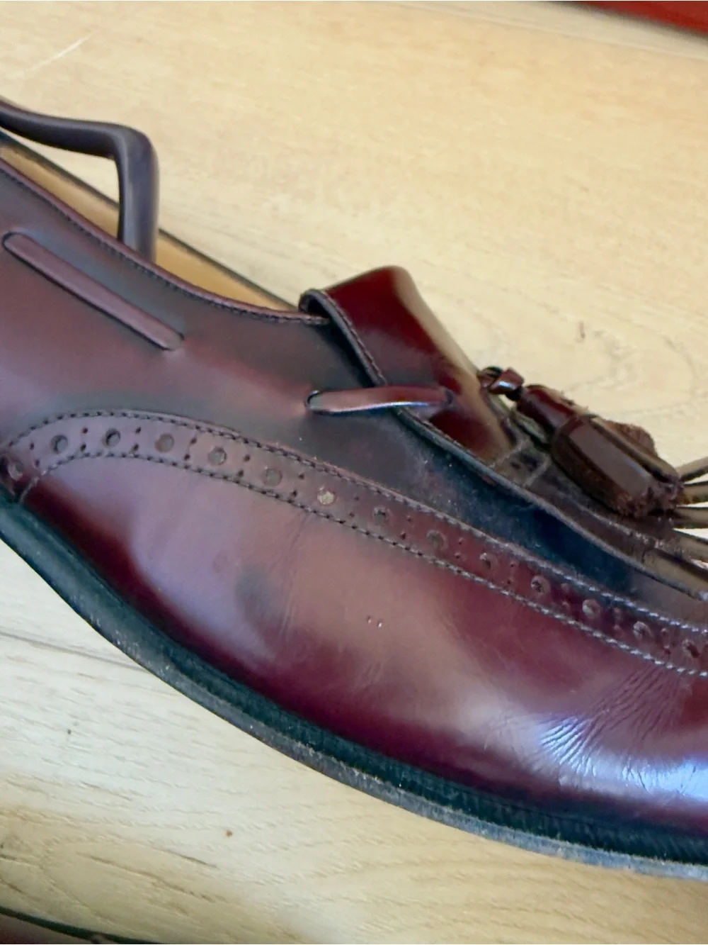 Salvatore Ferragamo Men's Dark Burgundy Tassel Loafers Lucas Bordeaux Size 8D
